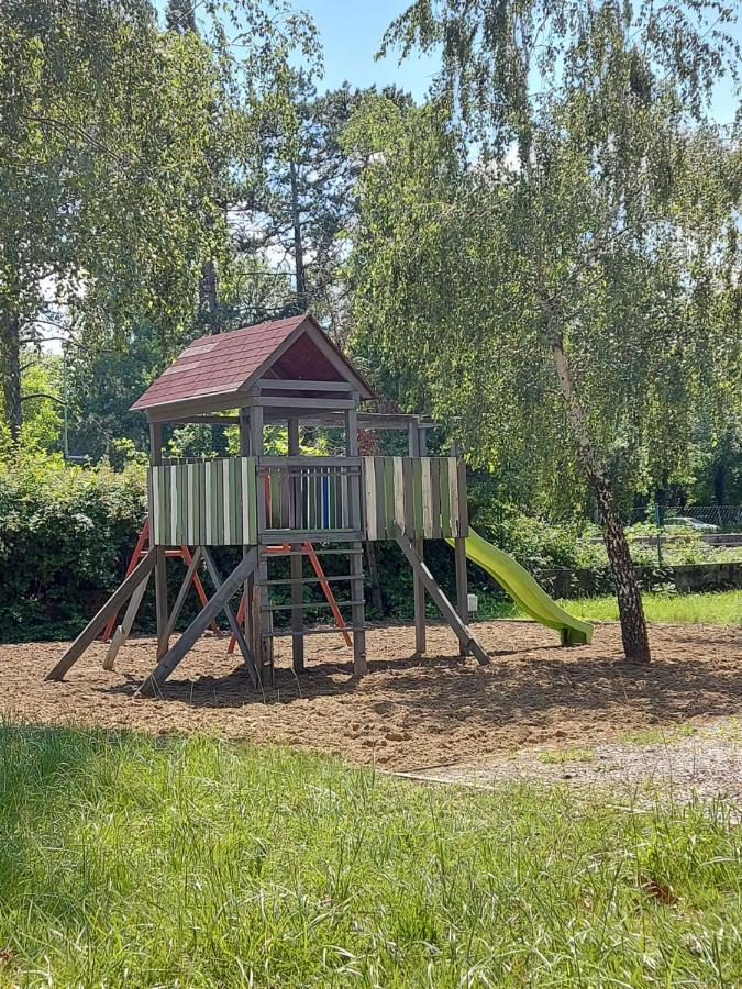 Gyenesdiás Tulipan Bungalow Camping Resort المظهر الخارجي الصورة