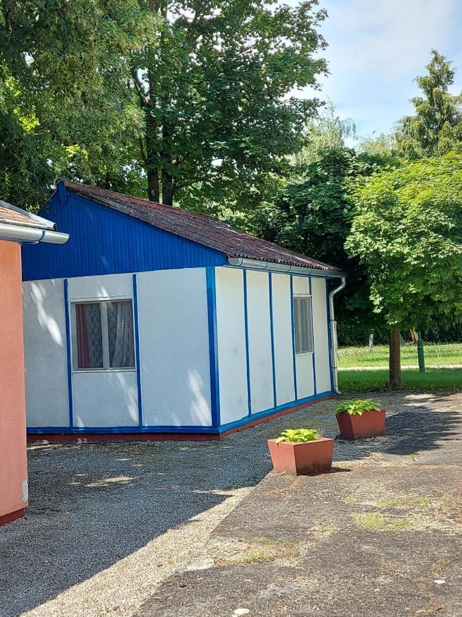 Gyenesdiás Tulipan Bungalow Camping Resort المظهر الخارجي الصورة