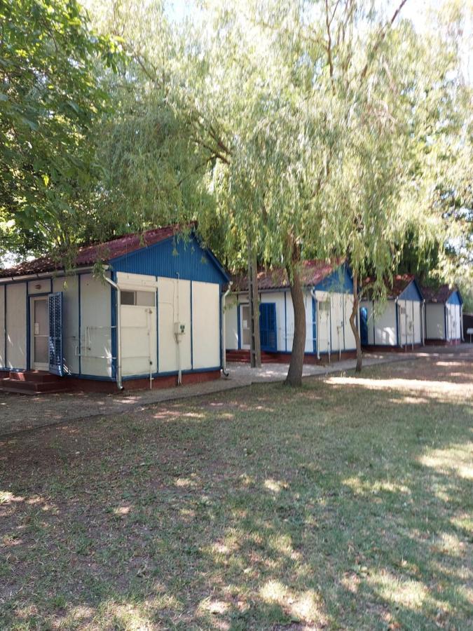 Gyenesdiás Tulipan Bungalow Camping Resort المظهر الخارجي الصورة