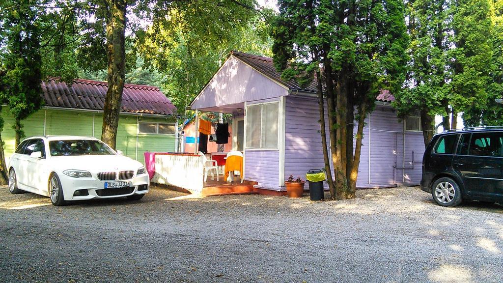 Gyenesdiás Tulipan Bungalow Camping Resort المظهر الخارجي الصورة